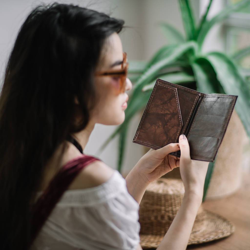 Leather Passport Wallet - Atitlan Leather