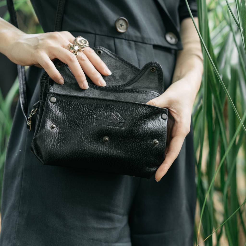 Black Leather Wristlet & Leather Crossbody Purse - Atitlan Leather